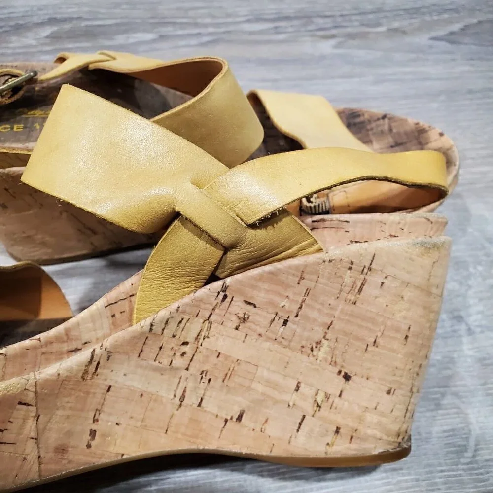 Kork-Ease Women's Beige Yellow Leather Platform Wedge Sandals Double Strap 8M